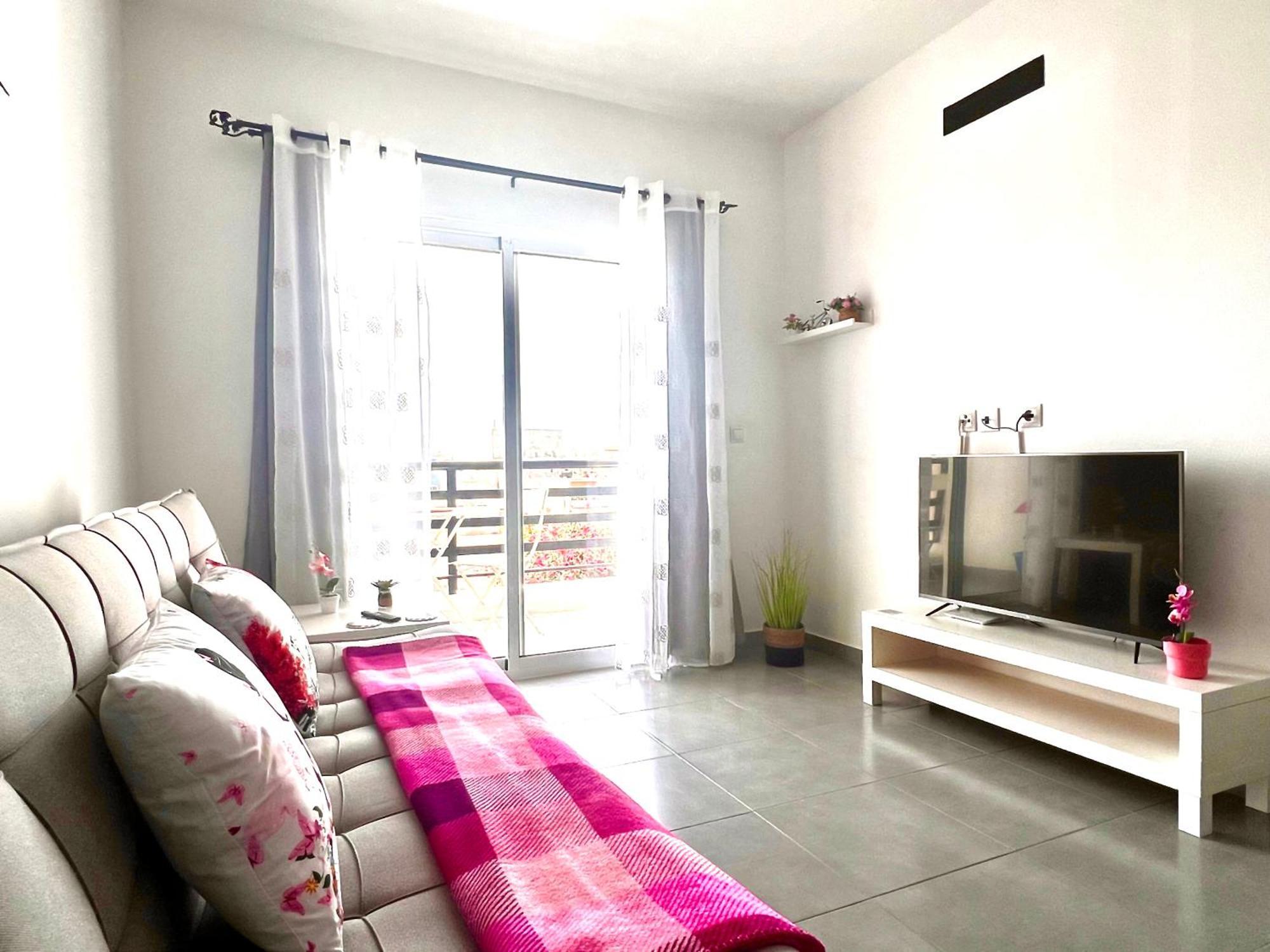 Animos! Apartments - 10 Modern Apartments Near The City & Beach, Perfect For Nomads, Travellers, Families, Watersports! Санта Мария Екстериор снимка