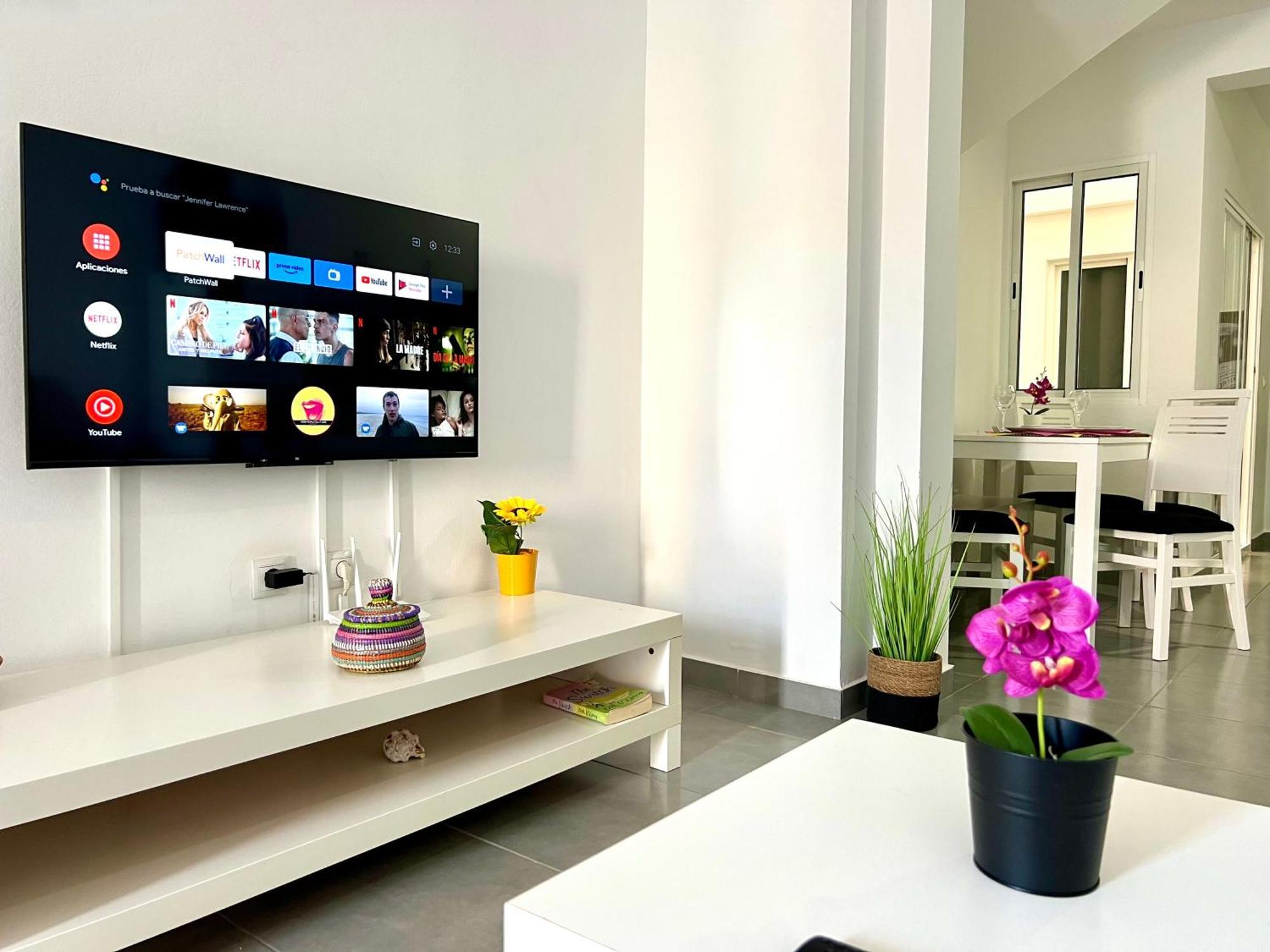 Animos! Apartments - 10 Modern Apartments Near The City & Beach, Perfect For Nomads, Travellers, Families, Watersports! Санта Мария Екстериор снимка
