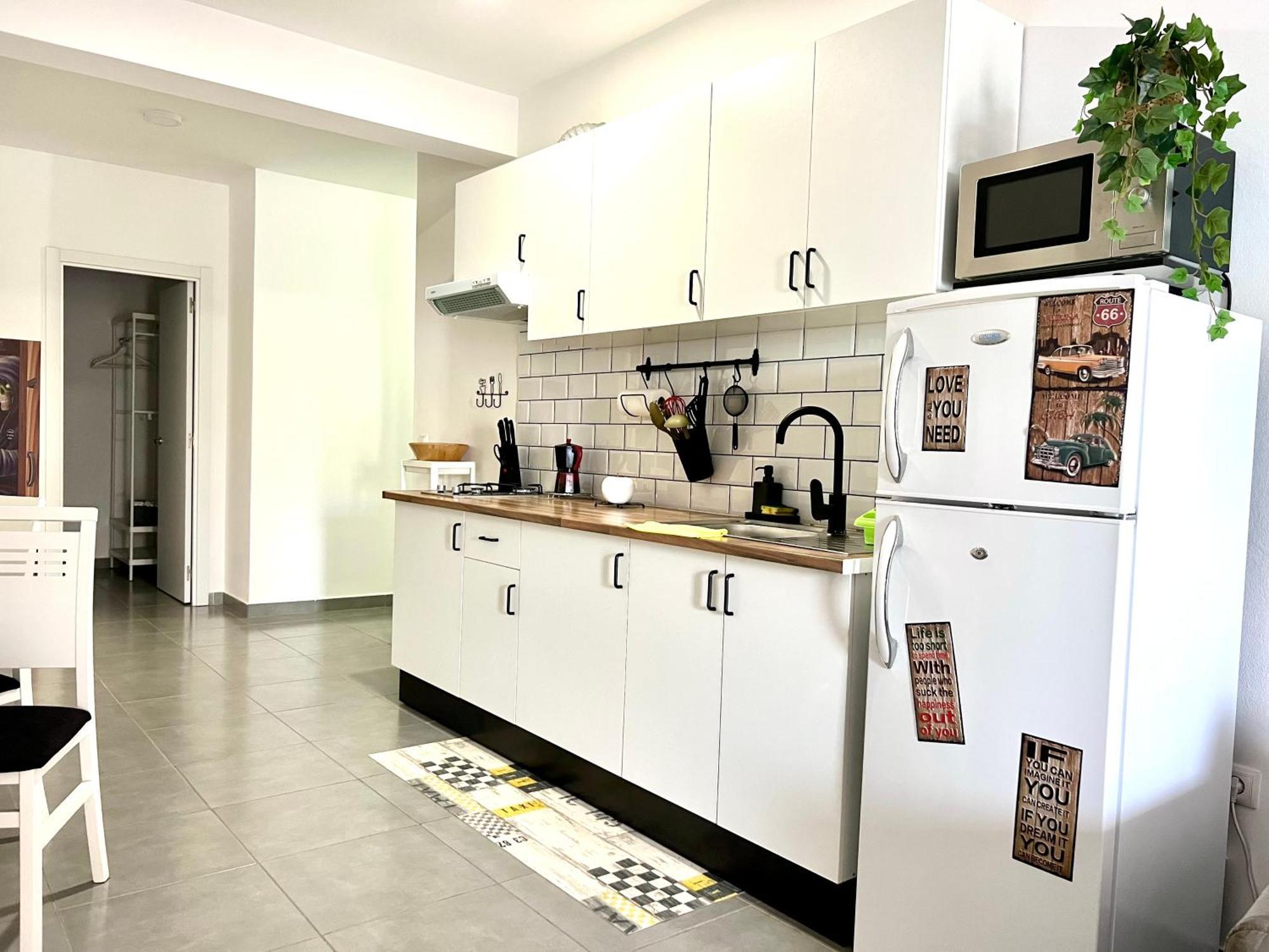 Animos! Apartments - 10 Modern Apartments Near The City & Beach, Perfect For Nomads, Travellers, Families, Watersports! Санта Мария Екстериор снимка