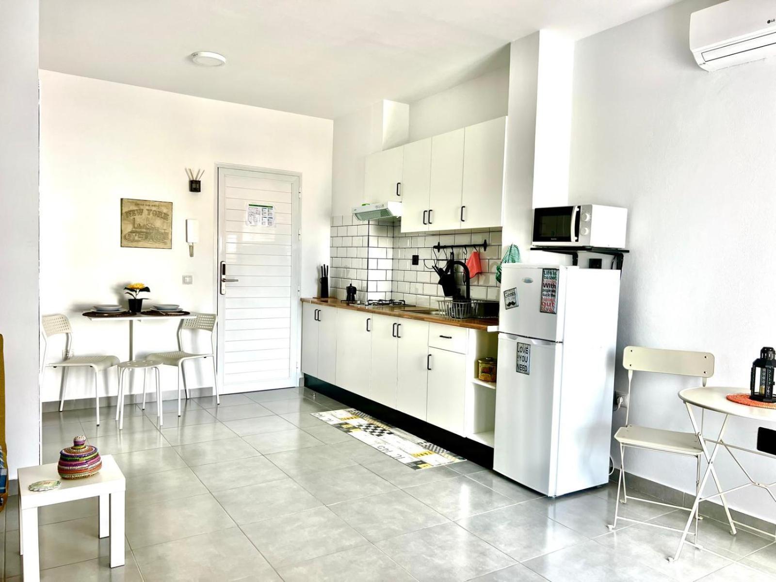 Animos! Apartments - 10 Modern Apartments Near The City & Beach, Perfect For Nomads, Travellers, Families, Watersports! Санта Мария Екстериор снимка