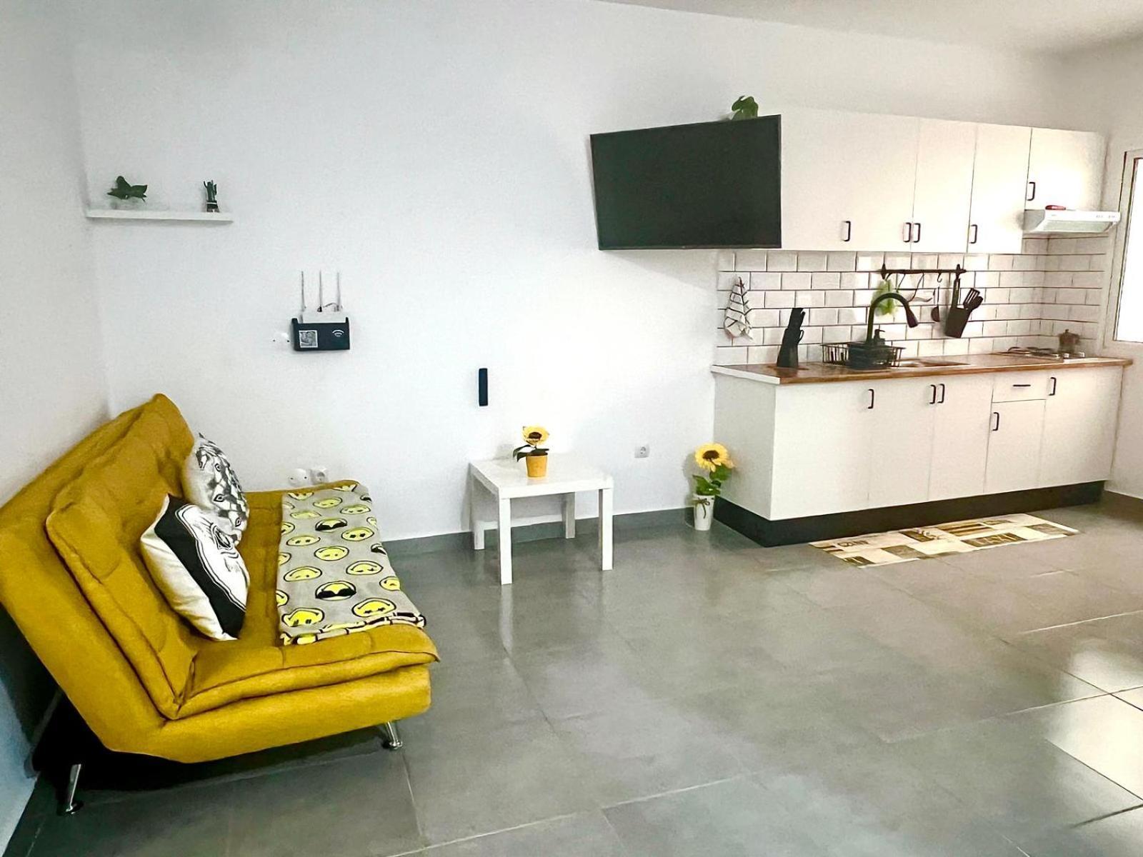 Animos! Apartments - 10 Modern Apartments Near The City & Beach, Perfect For Nomads, Travellers, Families, Watersports! Санта Мария Екстериор снимка