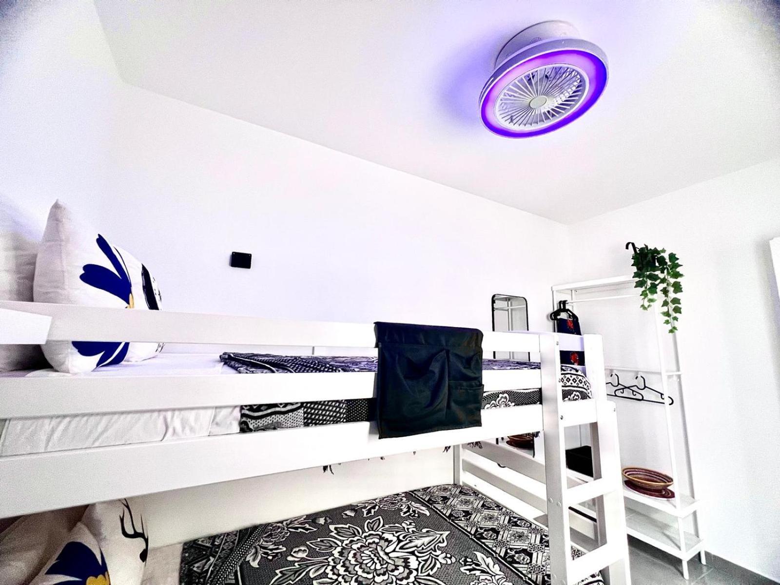 Animos! Apartments - 10 Modern Apartments Near The City & Beach, Perfect For Nomads, Travellers, Families, Watersports! Санта Мария Екстериор снимка